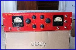 D. W. Fearn VT-2 Dual Channel Vacuum Tube Microphone Preamplifier LN preamp api