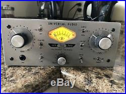 UNIVERSAL AUDIO TWIN FINITY 710 TUBE/ SOLID STATE PREAMP UA Twinfinity