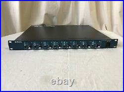 Yamaha MLA8 8-channel Microphone Preamplifier 8 XLR Inputs DB-25 Output 120V